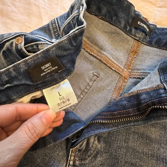 Express High-Rise Skinny Jeans in Medium Blue, Large - Picture 8 of 9